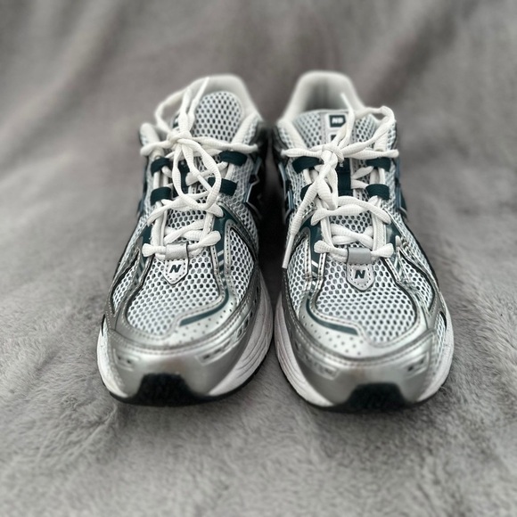 NEW BALANCE 25S/S 1906 Unisex Running Shoes Sportswear Casual Sneakers - Picture 2 of 4